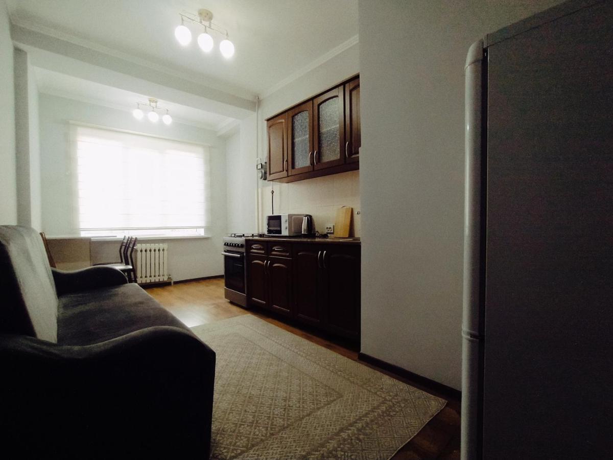 Aura On Turusbekova Street 124 Apartment Bishkek Exterior photo