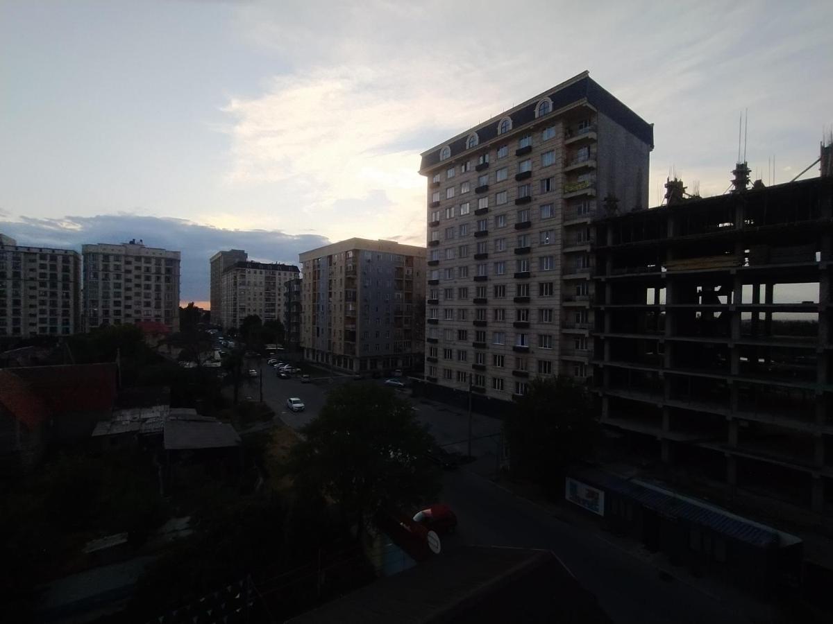 Aura On Turusbekova Street 124 Apartment Bishkek Exterior photo